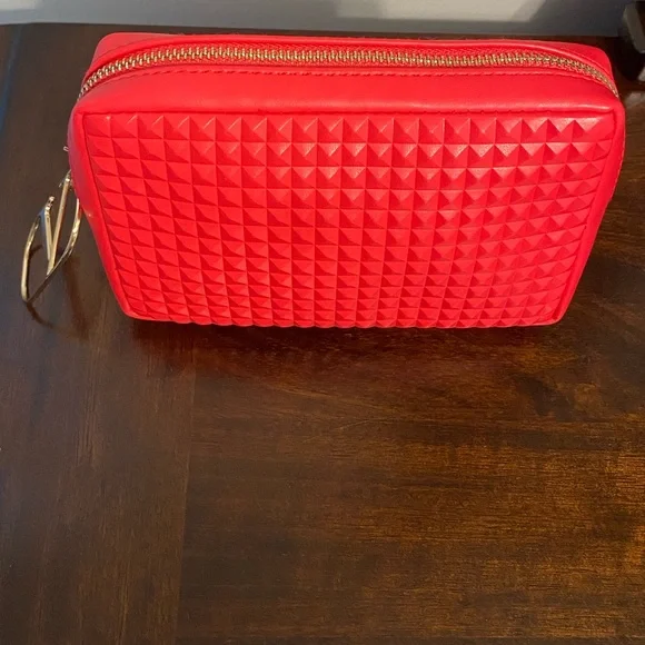 Valentino Beauty Mini Pouch - Picture 3 of 11